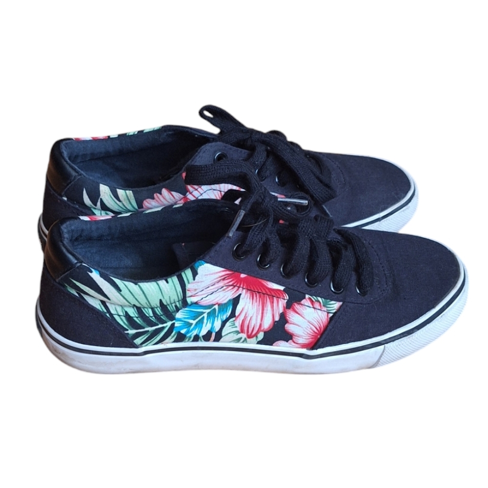 FarWest Floral Canvas Sneakers